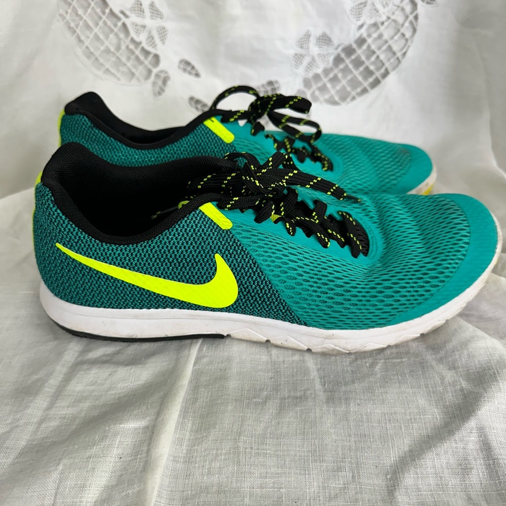 Nike Flex Experience Run 5 Running shoe